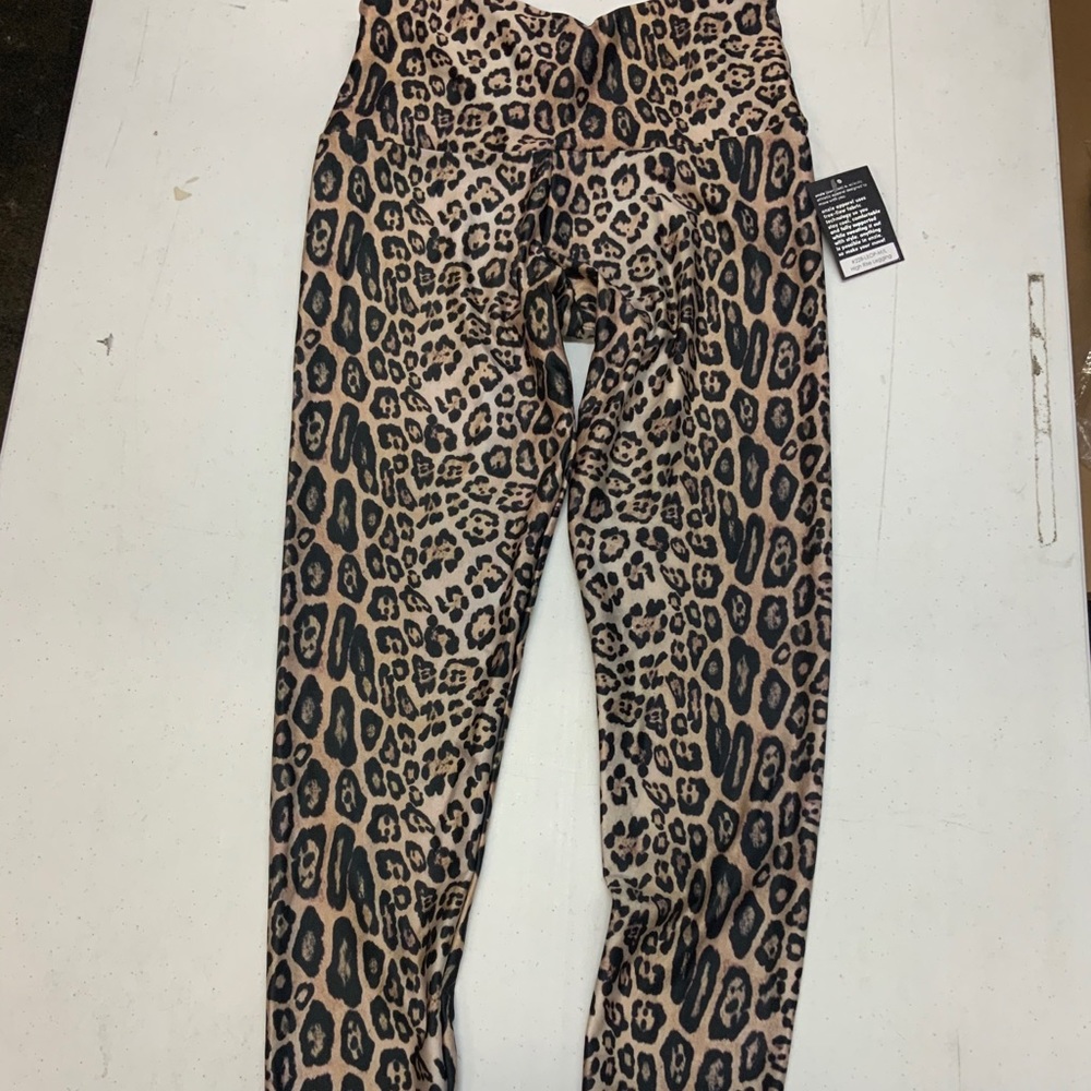 Leopard print high waisted leggings